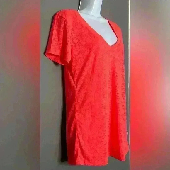 Soffe Coral/Pink V-neck Junior's Top (188) - Picture 3 of 11